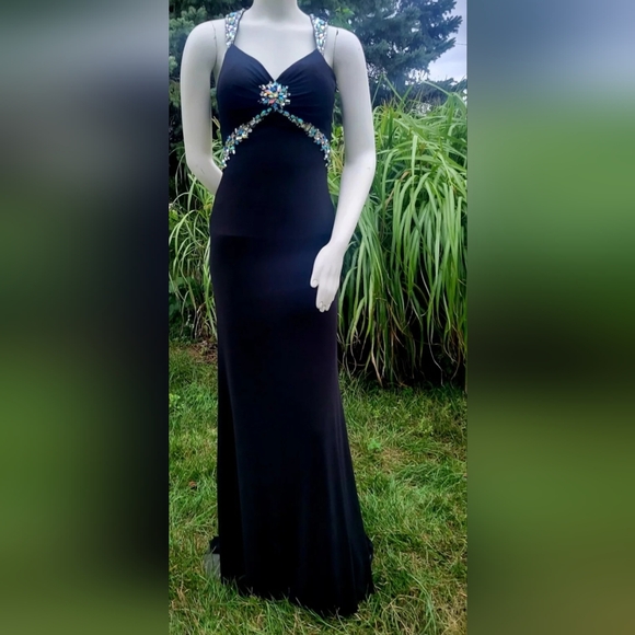 Goddess Black Halter Top MAXI long Gown BALL PROM DRESS WITH RHINESTONES Size 6 - Picture 2 of 8